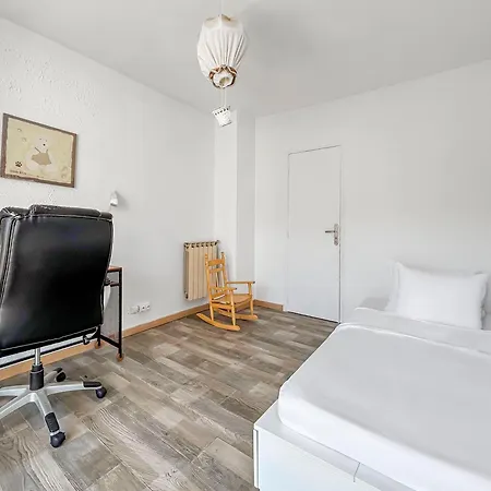 Balcon Sud, Parking Prive, 4 Proche Apartamento *