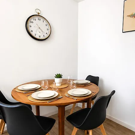 Διαμέρισμα 4 Chambres & Balcon Plein Sud Stationnement Prive Le Pradet