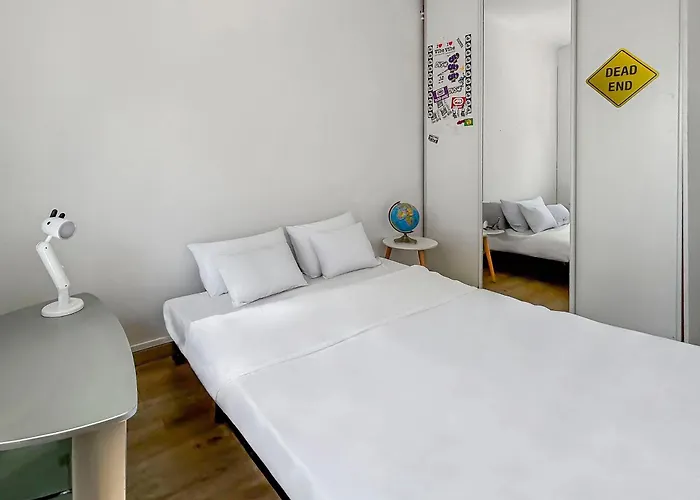 Lejlighed Balcon Sud, Parking Prive, 4 Proche *